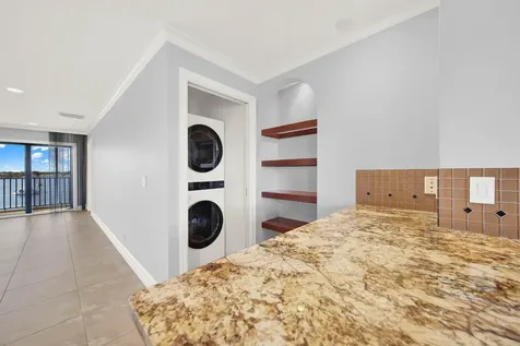 624 Sw Saint Lucie Crescent Stuart FL 34994