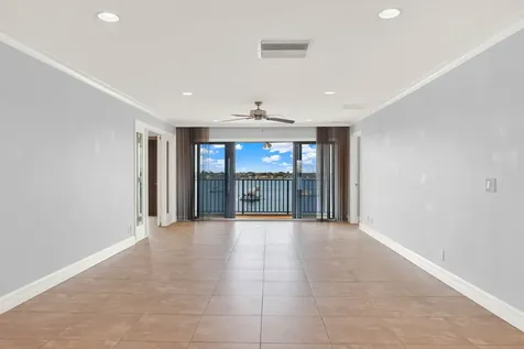 624 Sw Saint Lucie Crescent Stuart FL 34994