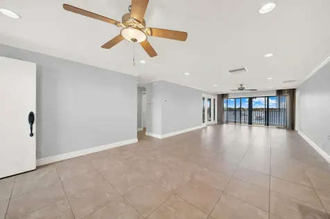 624 Sw Saint Lucie Crescent Stuart FL 34994