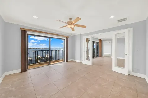 624 Sw Saint Lucie Crescent Stuart FL 34994