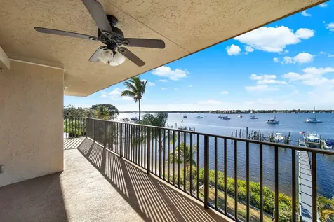 624 Sw Saint Lucie Crescent Stuart FL 34994