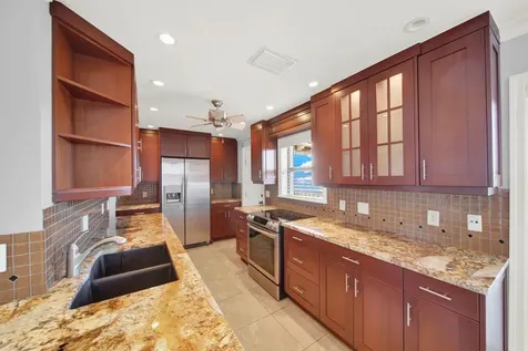 624 Sw Saint Lucie Crescent Stuart FL 34994