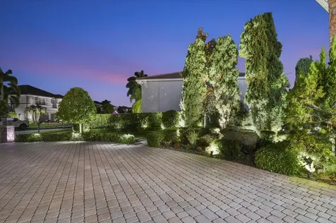 8859 Cobblestone Point Circle Boynton Beach FL 33472
