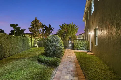 8859 Cobblestone Point Circle Boynton Beach FL 33472