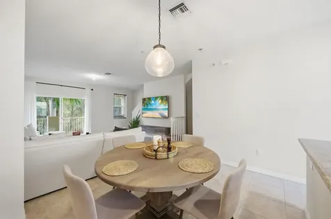 1923 Via Granada Boynton Beach FL 33426