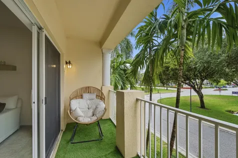 1923 Via Granada Boynton Beach FL 33426
