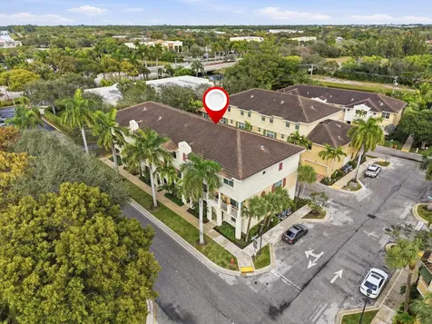 1923 Via Granada Boynton Beach FL 33426
