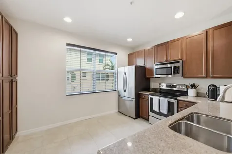 1923 Via Granada Boynton Beach FL 33426