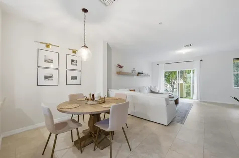 1923 Via Granada Boynton Beach FL 33426
