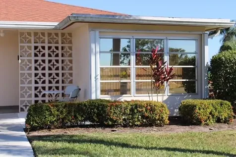 4835 Nw 3rd Court Delray Beach FL 33445
