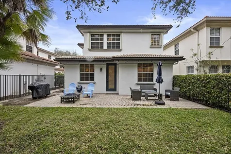 627 Castle Drive Palm Beach Gardens FL 33410