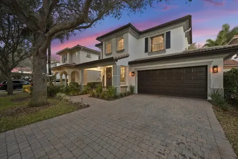 627 Castle Drive Palm Beach Gardens FL 33410