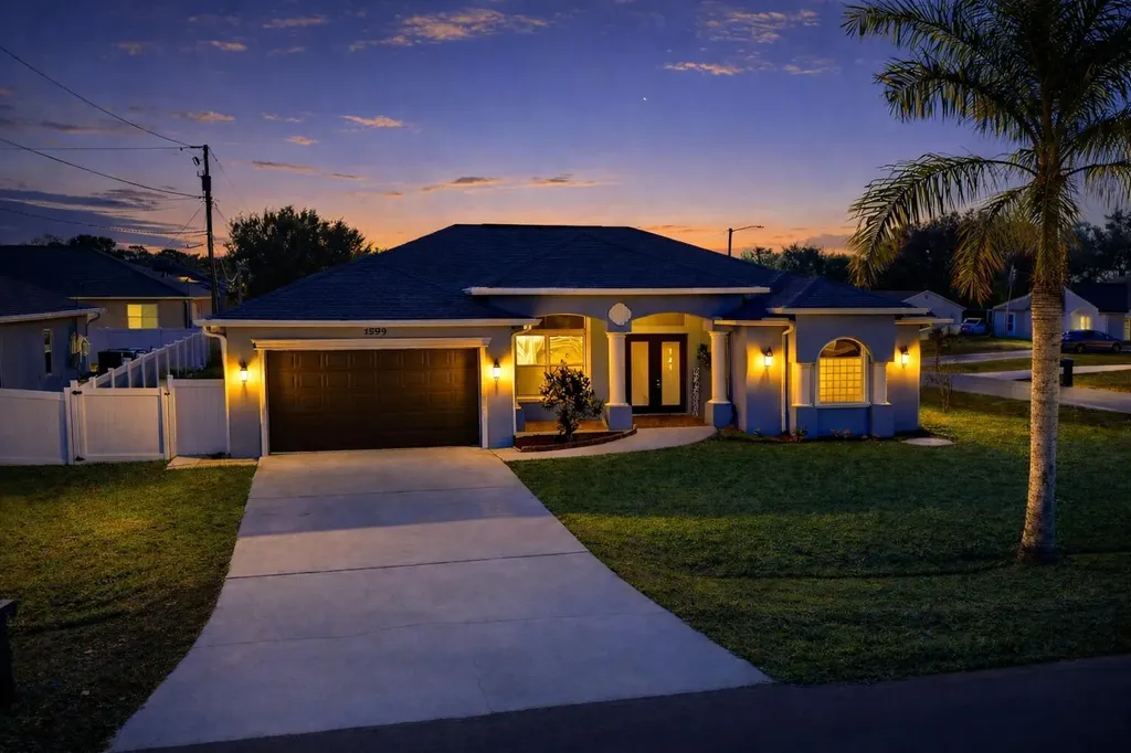1999 Sw Gourmet Street Port Saint Lucie FL 34953