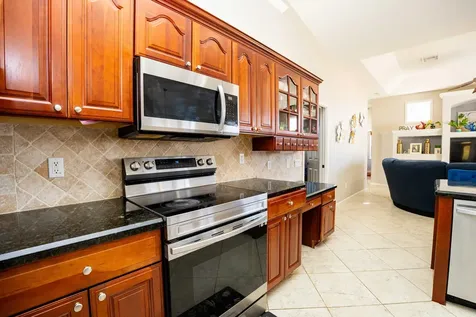 1999 Sw Gourmet Street Port Saint Lucie FL 34953