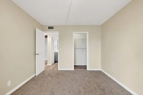 168 Wellington J West Palm Beach FL 33417