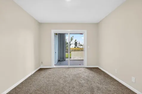 168 Wellington J West Palm Beach FL 33417