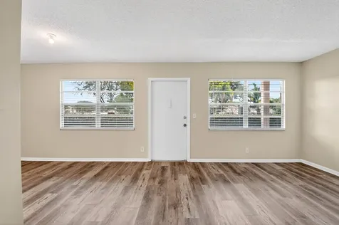 168 Wellington J West Palm Beach FL 33417