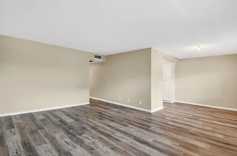 168 Wellington J West Palm Beach FL 33417