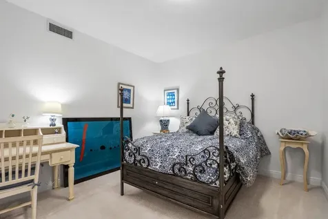550 SE Mizner Boulevard Boca Raton FL 33432