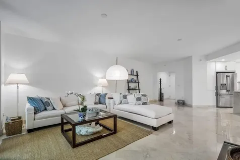 550 SE Mizner Boulevard Boca Raton FL 33432