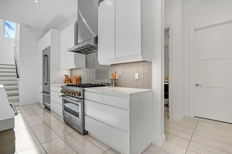 703 NE 5th Street Delray Beach FL 33483