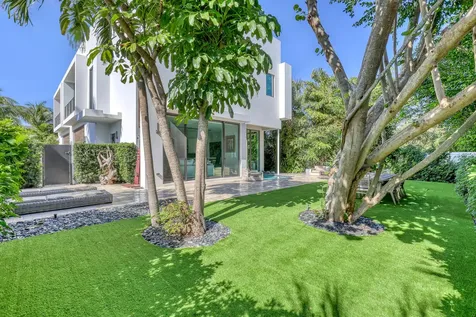 703 NE 5th Street Delray Beach FL 33483
