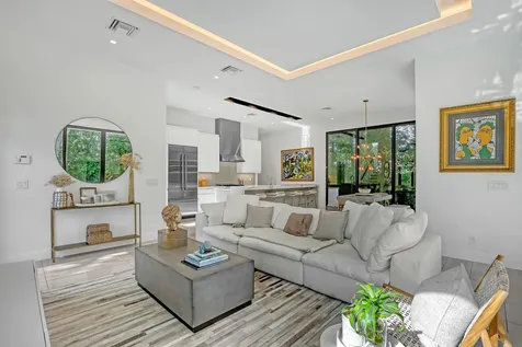 703 NE 5th Street Delray Beach FL 33483