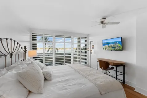 130 Lakeshore Drive North Palm Beach FL 33408