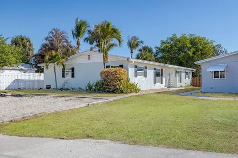 722 Granada Street Fort Pierce FL 34949