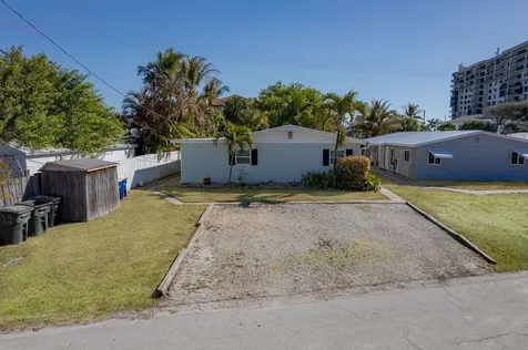 722 Granada Street Fort Pierce FL 34949