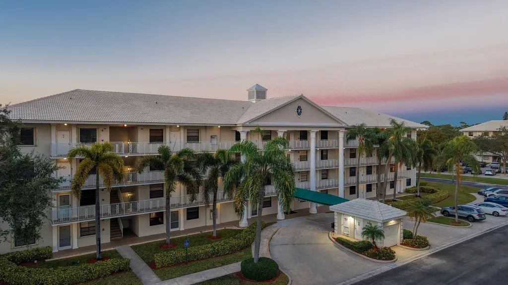 6049 Balboa Circle Boca Raton FL 33433