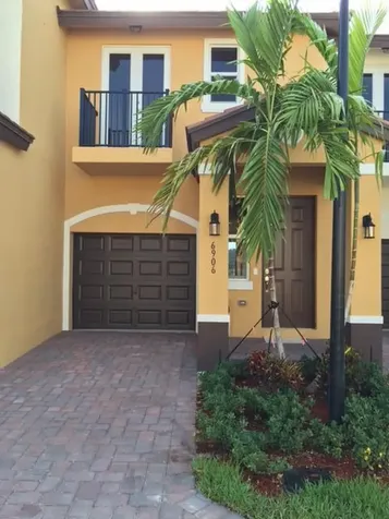 6906 Long Pine Circle Coconut Creek FL 33073