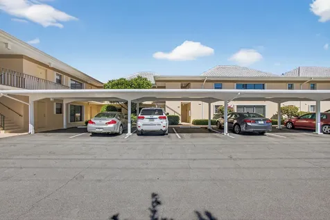 14 Se Turtle Creek Drive Jupiter FL 33469