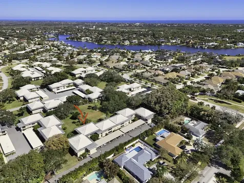 14 Se Turtle Creek Drive Jupiter FL 33469