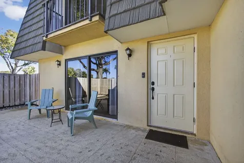 1101 11th Way West Palm Beach FL 33407