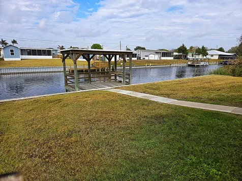 2425 Se 31st Street Okeechobee FL 34974
