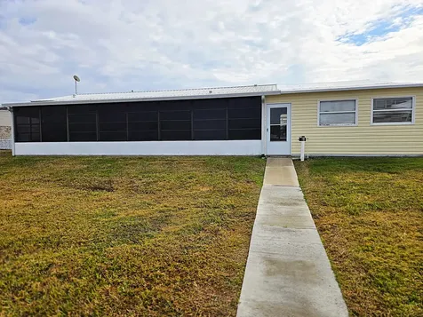 2425 Se 31st Street Okeechobee FL 34974