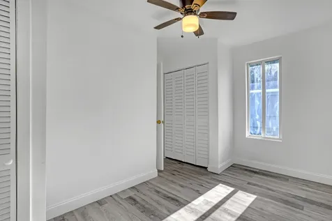 180 W 15th Street Riviera Beach FL 33404