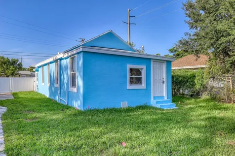 180 W 15th Street Riviera Beach FL 33404