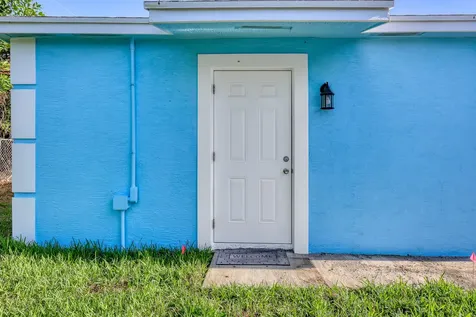 180 W 15th Street Riviera Beach FL 33404