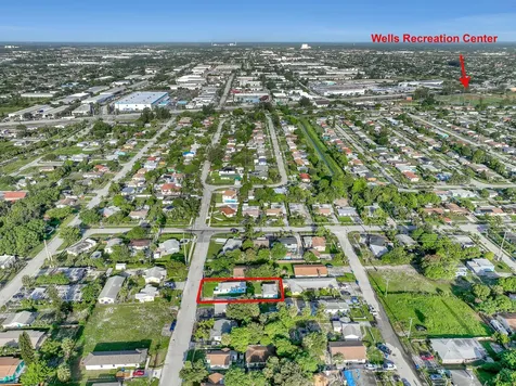 180 W 15th Street Riviera Beach FL 33404