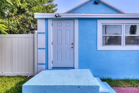 180 W 15th Street Riviera Beach FL 33404