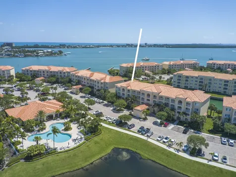 6 Harbour Isle Drive Fort Pierce FL 34949