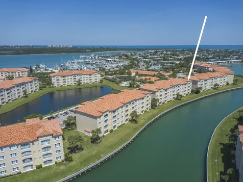 6 Harbour Isle Drive Fort Pierce FL 34949