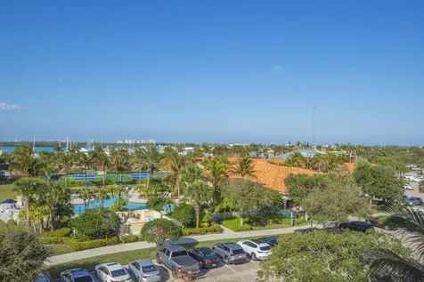 6 Harbour Isle Drive Fort Pierce FL 34949