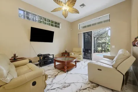 123 Via Santa Cruz Jupiter FL 33458