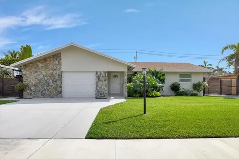702 Grove Street Lake Worth Beach FL 33461