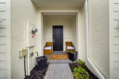 656 Se Lake Falls Street Port Saint Lucie FL 34984