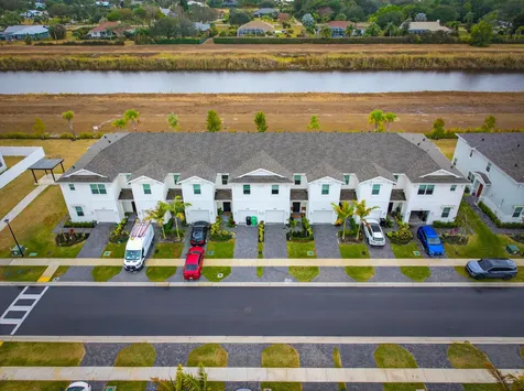 656 Se Lake Falls Street Port Saint Lucie FL 34984