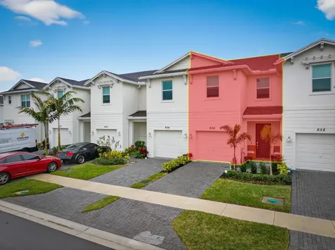 656 Se Lake Falls Street Port Saint Lucie FL 34984